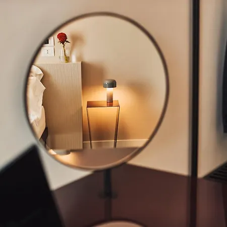 Hotel Volante Urban Design 3*